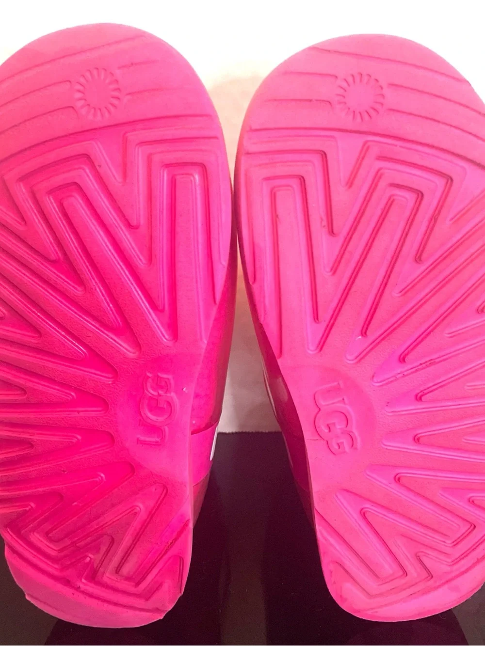 UGG Kids' Hot Pink Classic Rain Boots Size 3